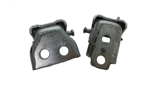 Rear door hinge set