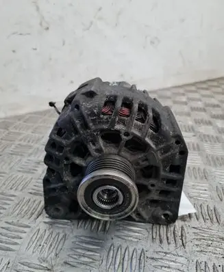 Volvo S40, V40 Generator/alternator 8200162474