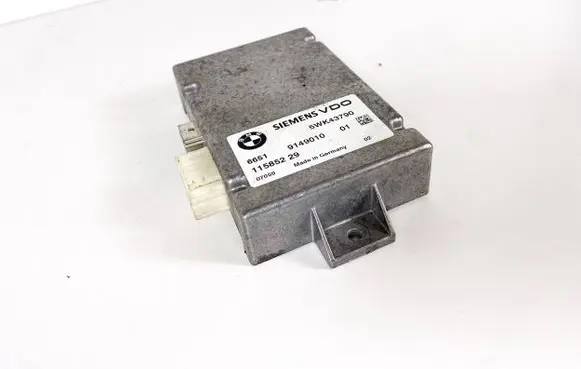BMW 5 E60 E61 Camera control unit module 9149010 11585229 5WK43790