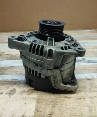 Audi A6 S6 C5 4B Generator/alternator