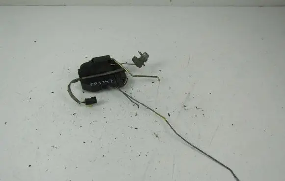 Hyundai Getz Front door lock 