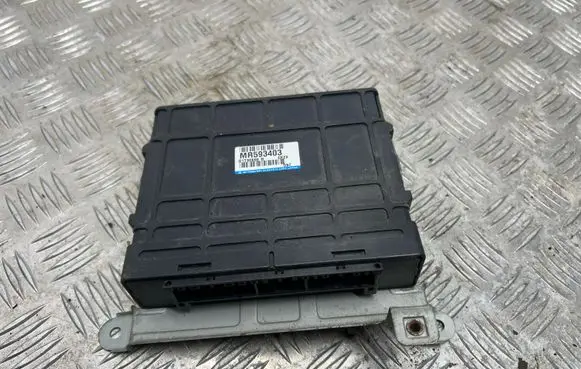 Mitsubishi Pajero Comfort/convenience module MR593403