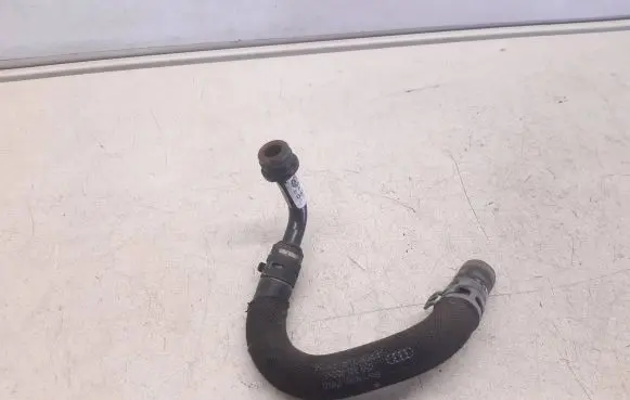 Audi A8 S8 D4 4H Engine coolant pipe/hose 059121131H