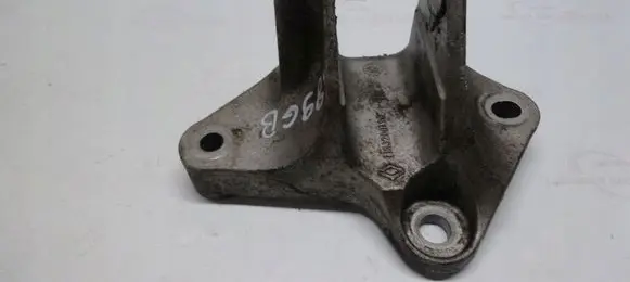 Renault Scenic III - Grand scenic III Gearbox mounting bracket 113320019R