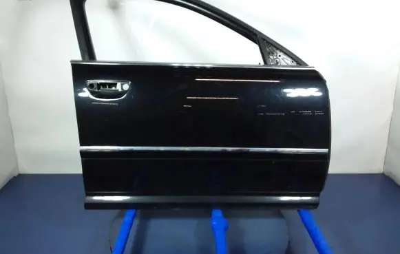 Audi A8 S8 D3 4E Front door