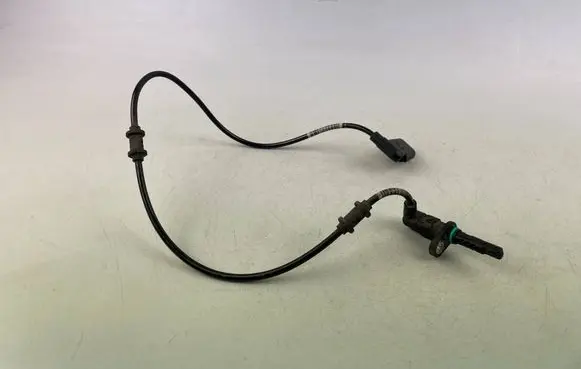 Mercedes-Benz E W213 ABS rear brake sensor A2135403805 A2139055703