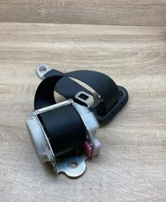 Toyota Yaris Rear seatbelt 733600D010