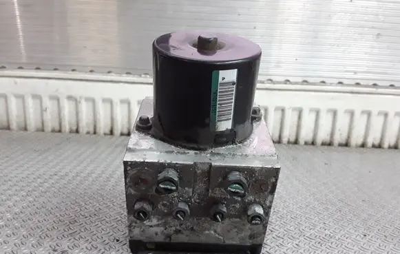 Peugeot 407 ABS Pump 9651857880 15355501A