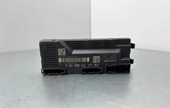 Porsche Macan (95B) Tailgate/trunk control unit/module 7P5959107E