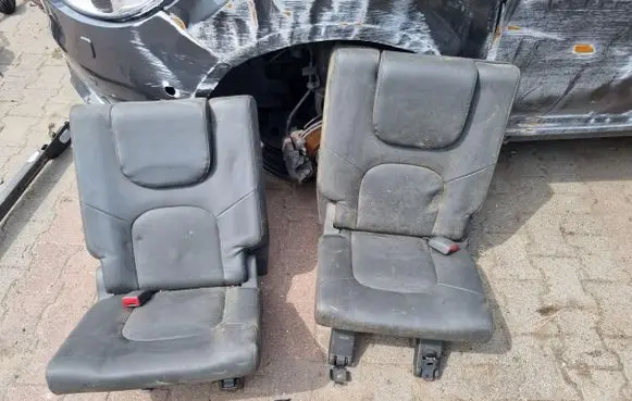 Nissan Pathfinder R51 Rear seat 225552252