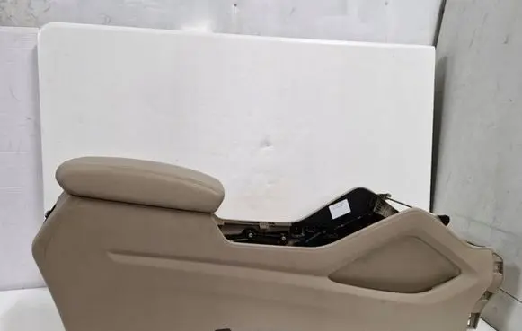Hyundai Tucson TL Center console