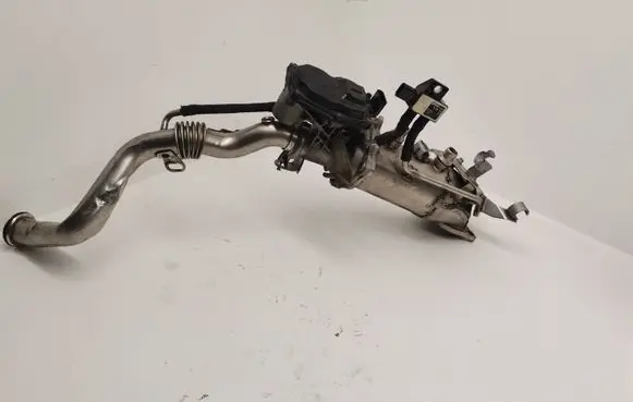 BMW 7 G11 G12 EGR valve cooler 8574815