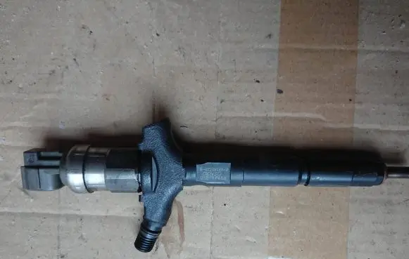 Opel Signum Fuel injector 8972391617 05E11438