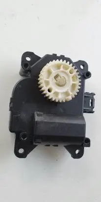 Toyota Yaris A/C air flow flap actuator/motor 
