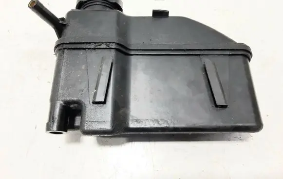 Volvo S80 Power steering fluid tank/reservoir 30665496