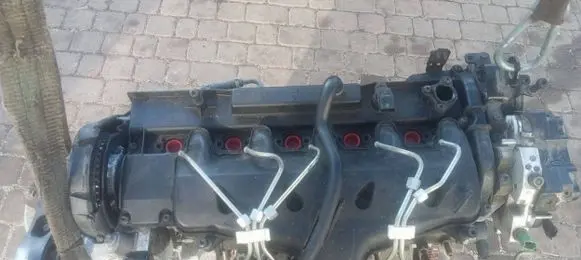 Volvo V60 Engine D5244T8 437229