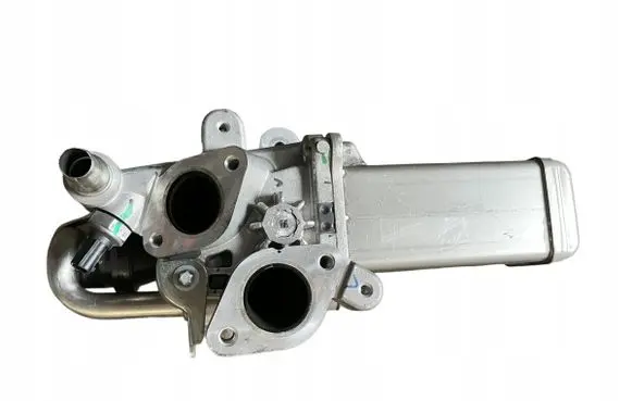 Renault Master IV EGR valve cooler 147355889R