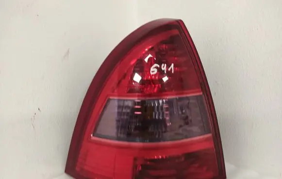 Citroen C5 Rear/tail lights 89032697X31