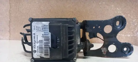 Volkswagen PASSAT B6 ABS Pump 3C0614095M
