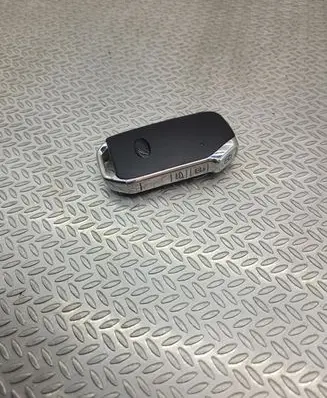 KIA Niro Ignition key/card 