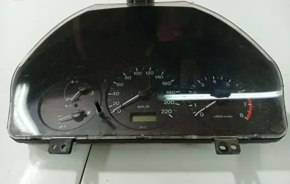 Mazda 323 Speedometer (instrument cluster) BG2RB