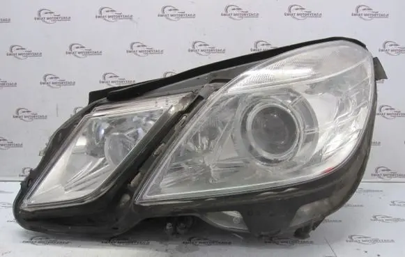 Mercedes-Benz E W212 Headlight/headlamp