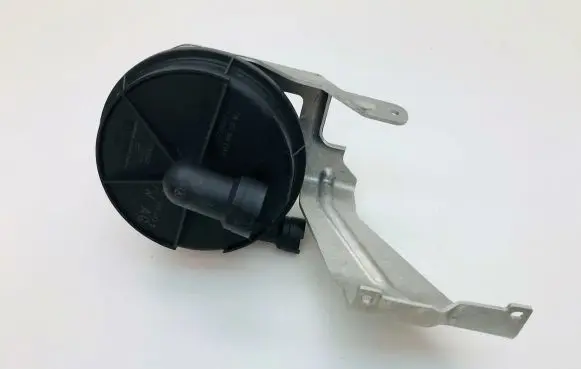 Audi A8 S8 D4 4H Secondary air pump 4H0906617H