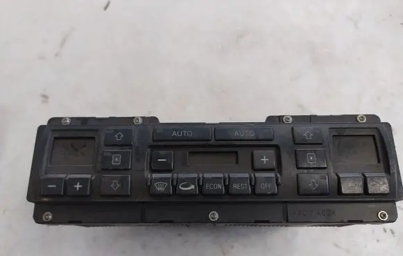 Audi A8 S8 D2 4D Climate control unit 4D0820043E