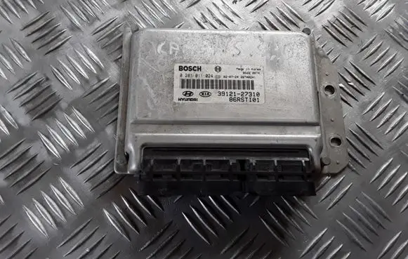 KIA Carens I Engine control unit/module 0281011024 3912127310 86RSTI01