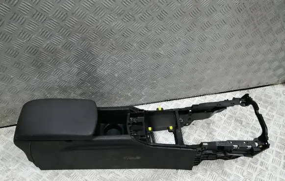 Citroen C4 II Armrest 