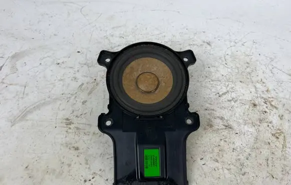 Volvo XC60 Subwoofer speaker 31456863 18W50D0221