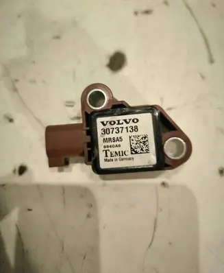 Volvo V50 Airbag deployment crash/impact sensor 8840A6 30737138