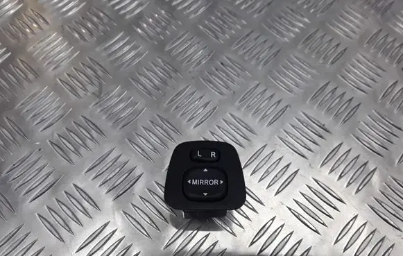 Toyota Aygo AB40 Wing mirror switch 76J357A