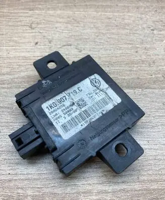 Audi A3 S3 8P Alarm control unit/module 1K0907719C 28024256