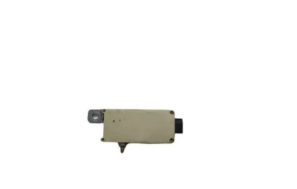 BMW 5 E39 Antenna control unit 65268368886