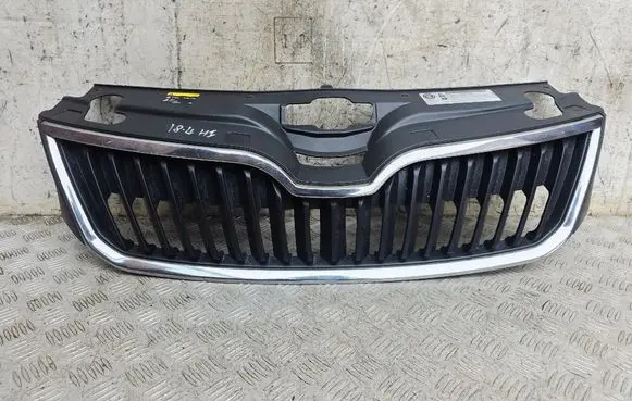 Skoda Rapid (NH) Front bumper upper radiator grill 5JA853668