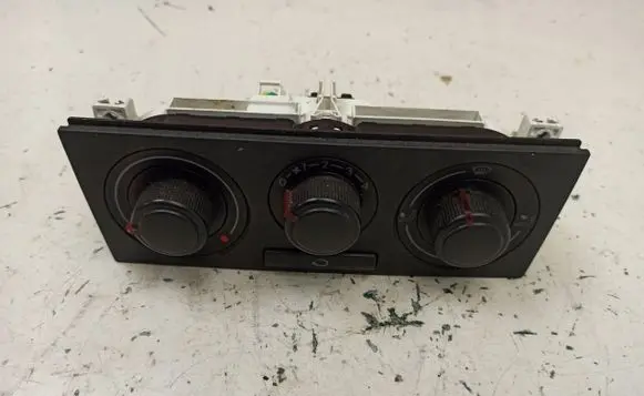 Volkswagen Polo III 6N 6N2 6NF Climate control/heater control trim 1J0819045F