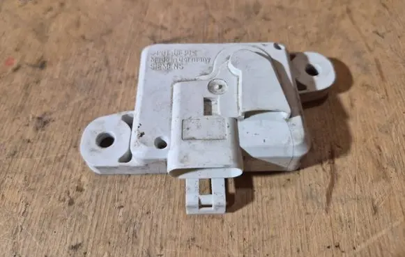 Opel Zafira A Airbag deployment crash/impact sensor 09133264 THS1421565C