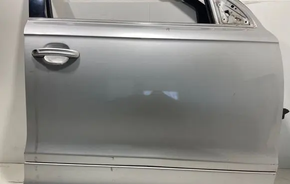 Audi Q7 4L Front door