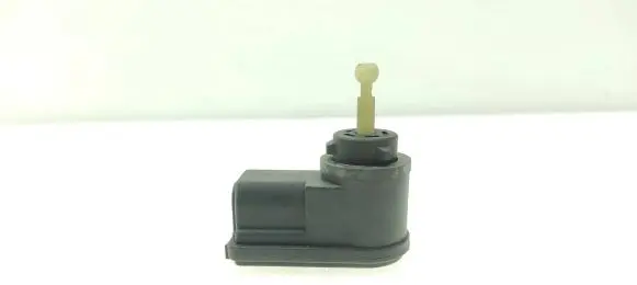 Headlight level adjustment motor