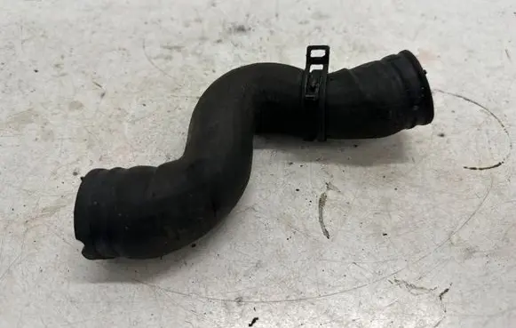 Mercedes-Benz A W176 Engine coolant pipe/hose