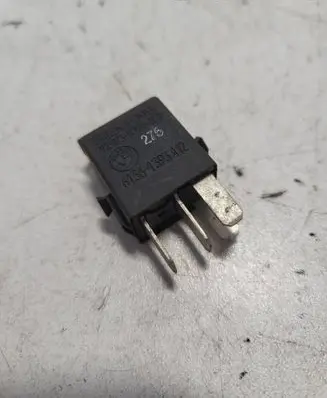 BMW 5 E39 Other relay 1393412