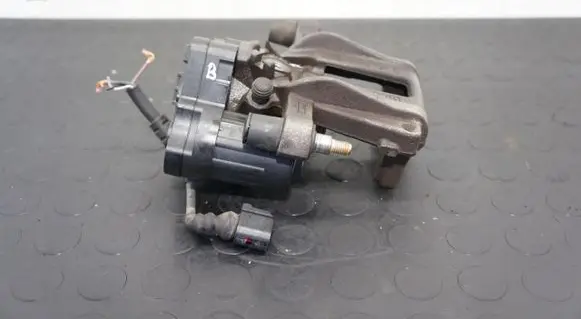 Volkswagen Golf VIII Rear brake caliper 5R3615406A