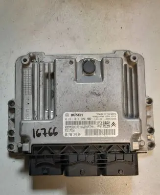 Citroen C4 II Engine control unit/module 9676830080 0281017600