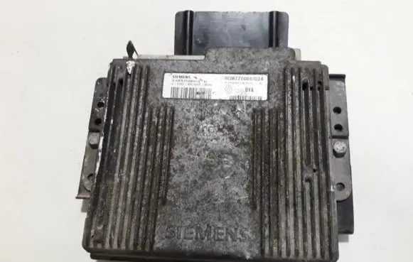 Renault Laguna I Engine control unit/module H0M7700861024 HOM7700861024