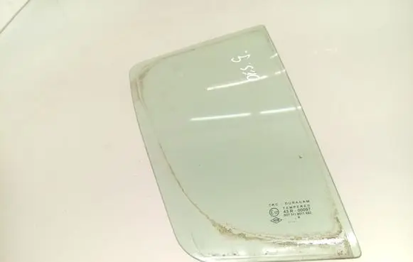 Dacia Sandero II Rear vent window glass AS2