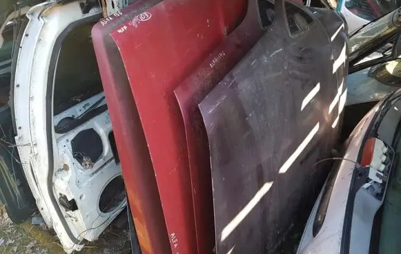 Alfa Romeo 156 Engine bonnet/hood melynas