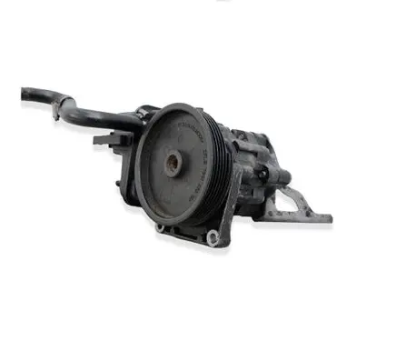Mercedes-Benz Sprinter W906 Power steering pump A0064667801