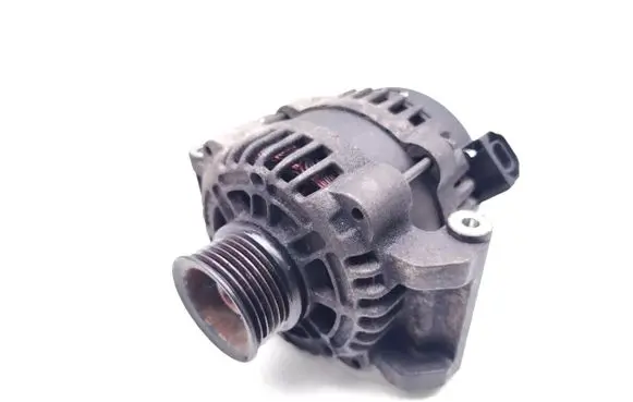 Opel Insignia A Generator/alternator 13586367