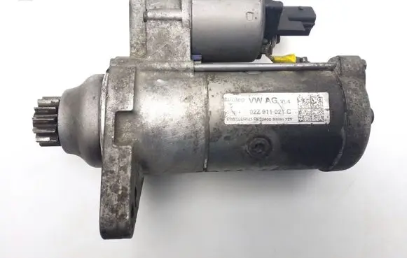 Skoda Fabia Mk1 (6Y) Starter motor 02Z911021C